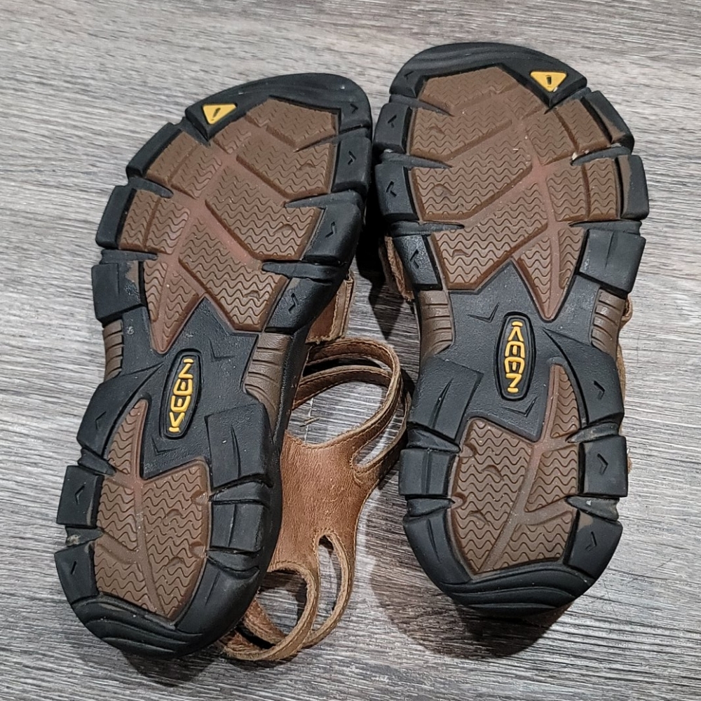 Keen Brown Strappy Sandals - Picture 7 of 13